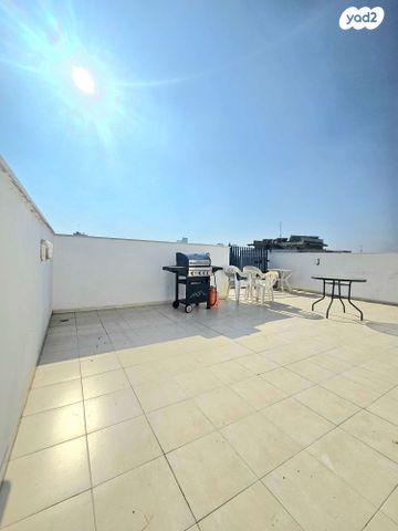 דופלקס, הרב משה בלוי, פתח תקווה