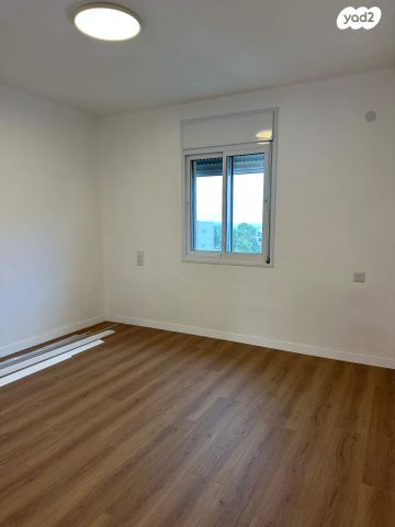 דירה, דרך צרפת 5, קרית שפרינצק, חיפה