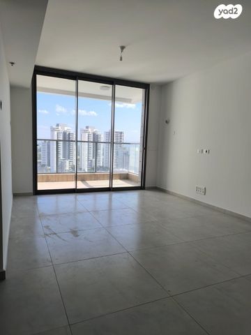 דירה, החלוץ, מורשה, רמת השרון