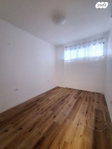 דירה, מלכי ישראל, הצפון הישן - דרום, תל אביב יפו