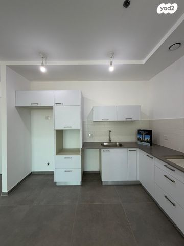 דירה, תוצרת הארץ, תל אביב יפו