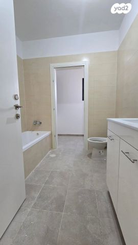 דירה, מאיר הר ציון, הרובע המערבי, לוד