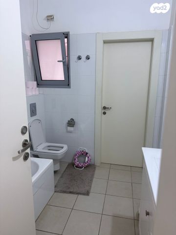 דירה, רעננה