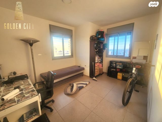 דירה, קרל פופר 15, נתניה