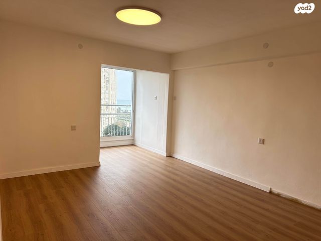 דירה, דרך צרפת 5, קרית שפרינצק, חיפה