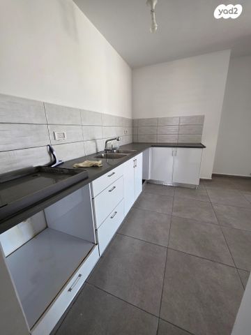 דירה, חרצית, אופקים