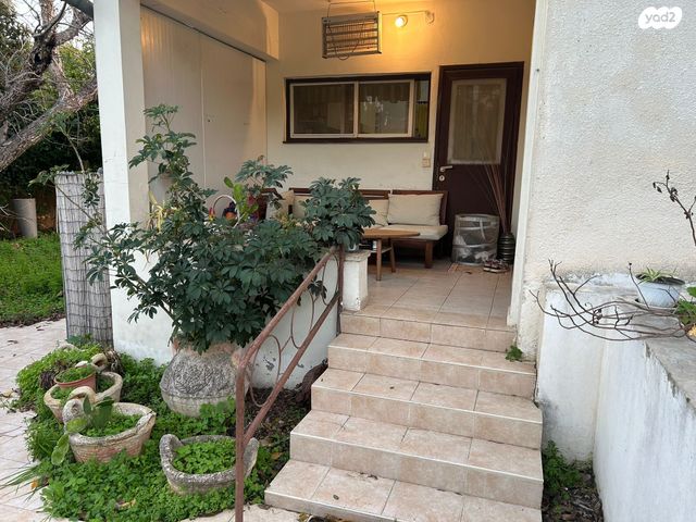 בית פרטי/ קוטג', בני דרור