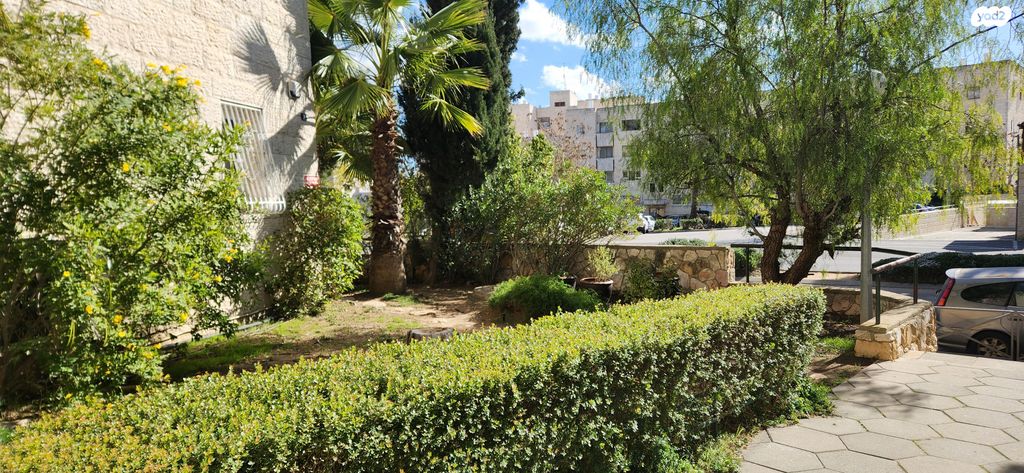 פרץ ברנשטיין 