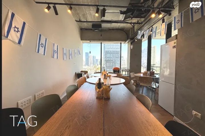 משרדים, יגאל אלון 82, תל אביב יפו