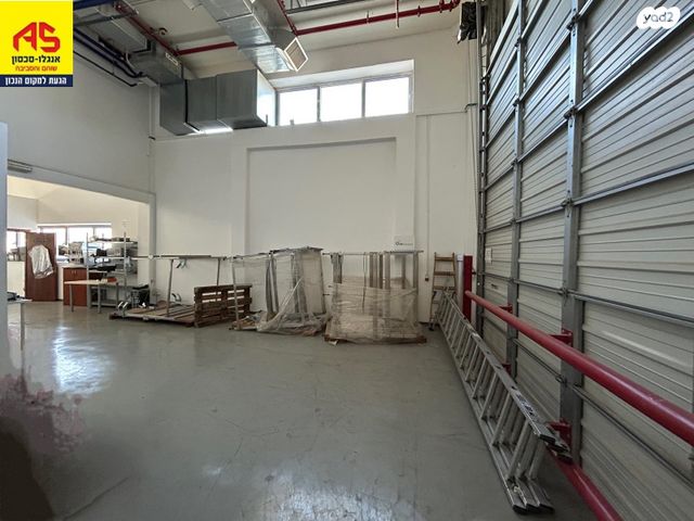 מחסנים, מפעלי חבל מודיעים