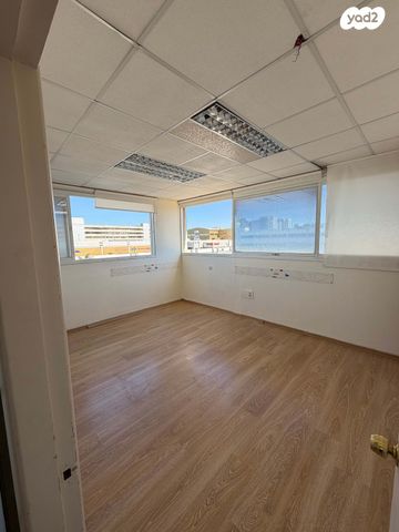 משרדים, היצירה, אזור תעשייה קרית אתגרים, רעננה