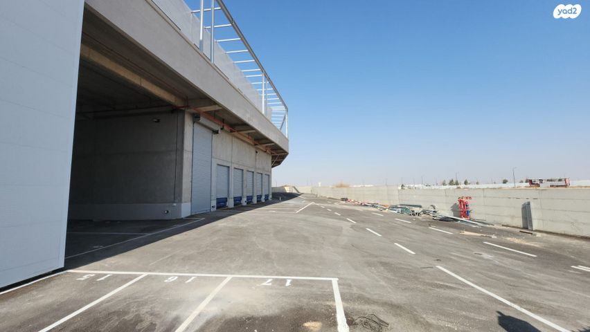 מחסנים, בצלאל, אזור תעשיה, אופקים