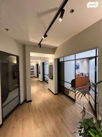 משרדים, דרך מנחם בגין, בורסה, רמת גן