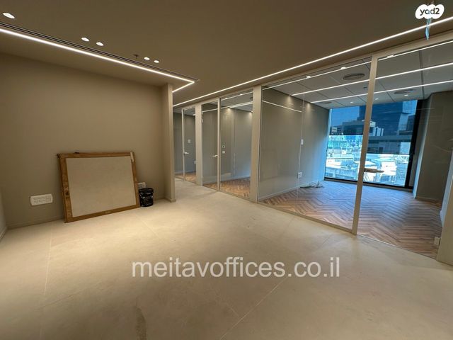 משרדים, דרך מנחם בגין 13, בורסה, רמת גן