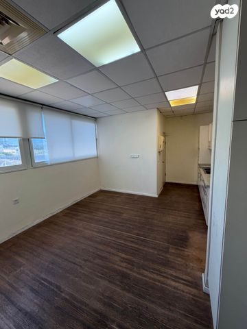 משרדים, היצירה, אזור תעשייה קרית אתגרים, רעננה