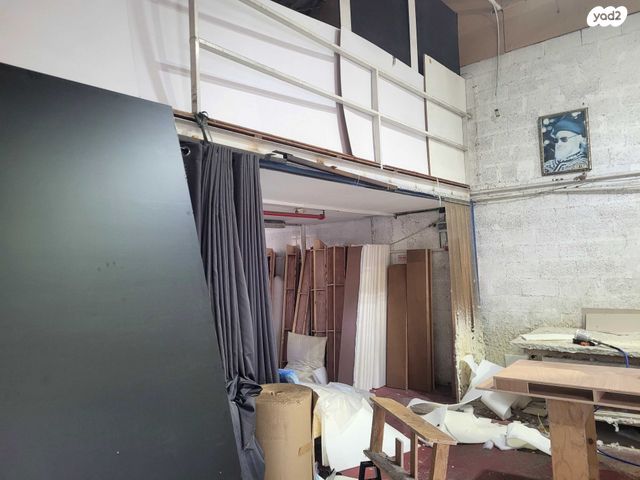 מבני תעשיה, אזור תעשיה, בת ים