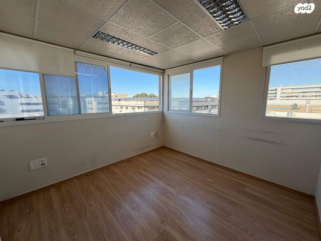 משרדים, היצירה, אזור תעשייה קרית אתגרים, רעננה