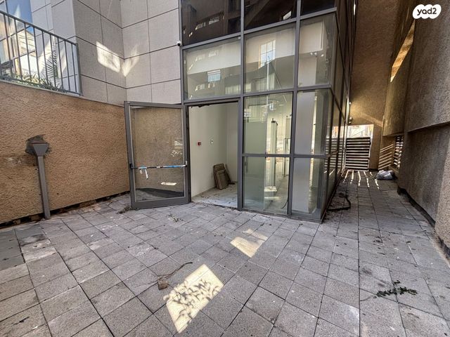 חנויות/ שטח מסחרי, ביאליק, שכונת גפן, רמת גן