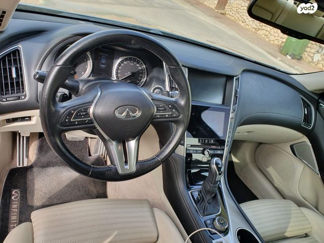 אינפיניטי Q50