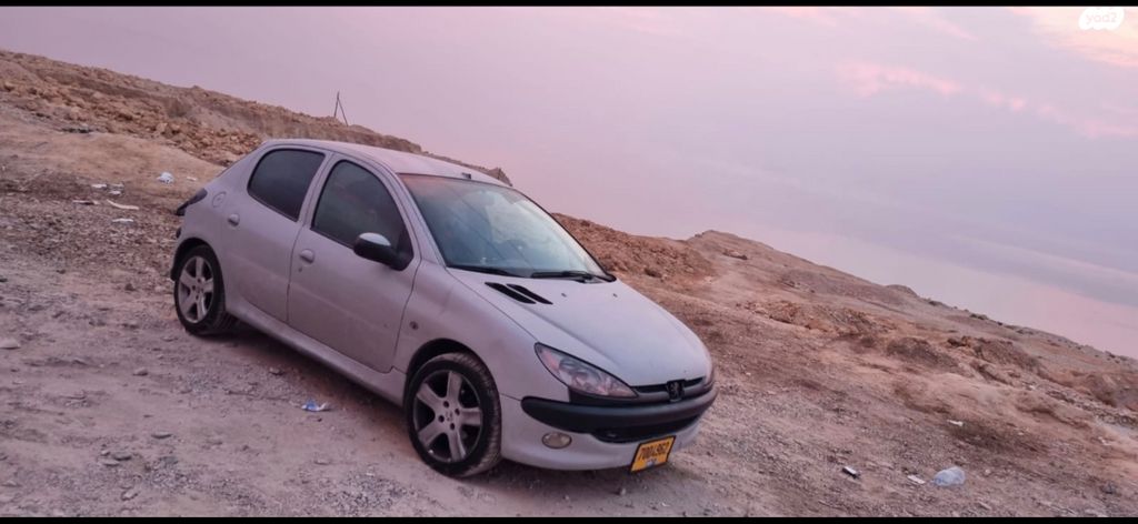 מודעת רכב פיג'ו 206