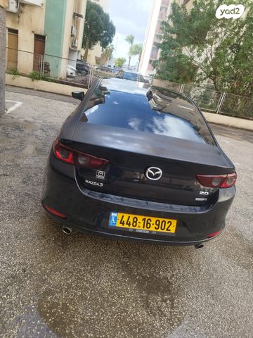 מאזדה 3