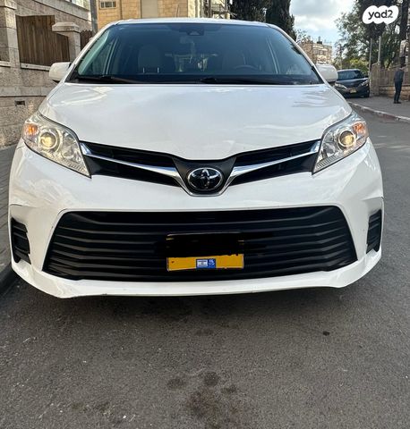 מודעת רכב טויוטה סיינה