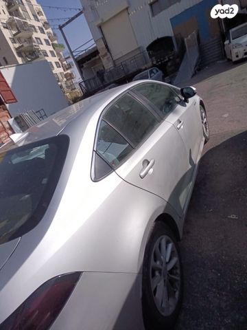 מודעת רכב טויוטה קורולה