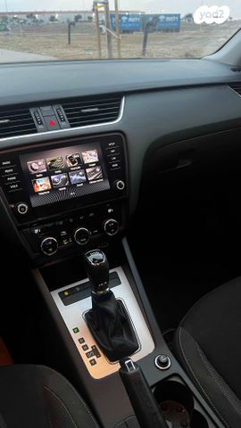 סקודה אוקטביה 