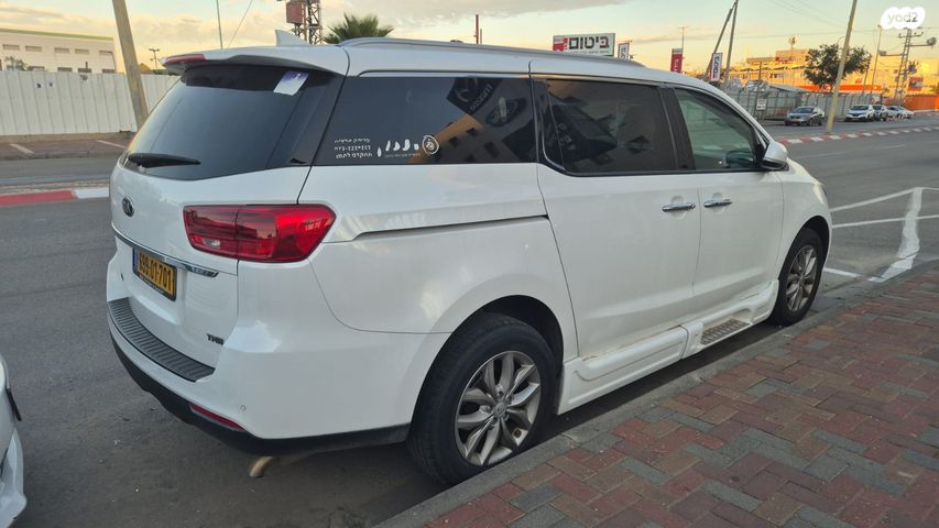 מודעת רכב קיה קרניבל