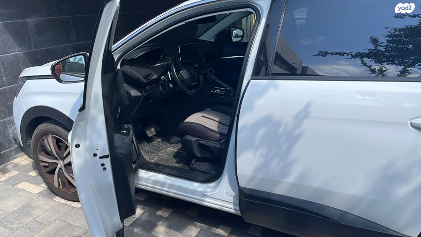 מודעת רכב פיג'ו 5008