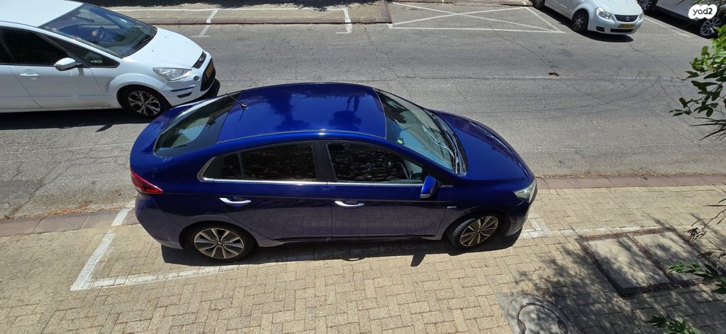 מודעת רכב יונדאי איוניק