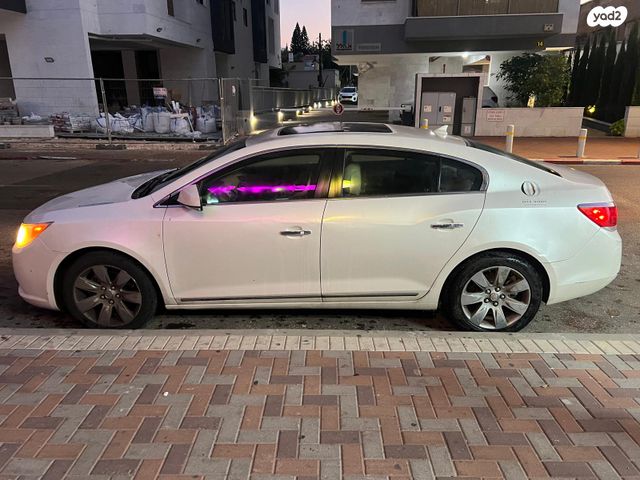 ביואיק לה-קרוס