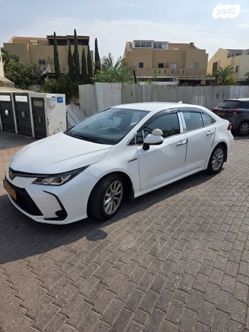 מודעת רכב טויוטה קורולה