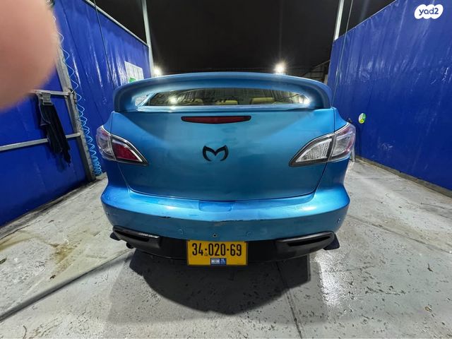 מאזדה 3