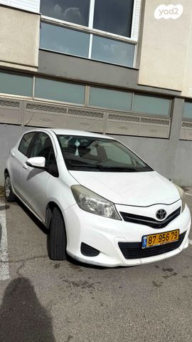 טויוטה יאריס