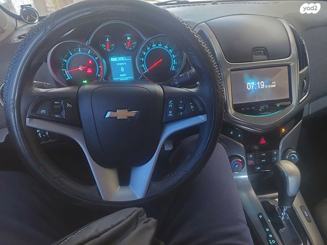 שברולט קרוז