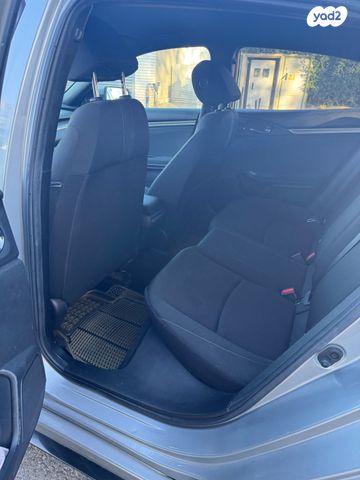 הונדה סיוויק