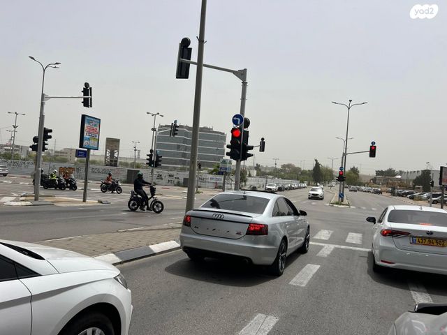 מודעת רכב אאודי A6