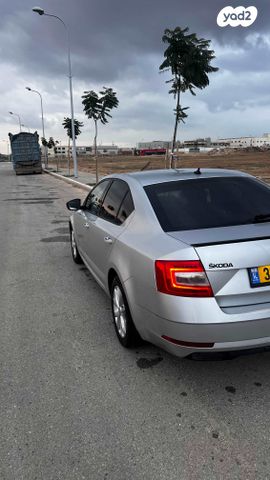 סקודה אוקטביה 