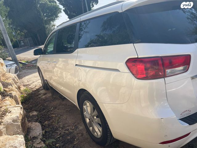 מודעת רכב קיה קרניבל