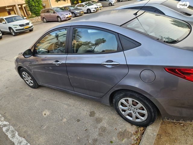 יונדאי אקסנט i25