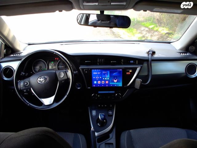 טויוטה אוריס