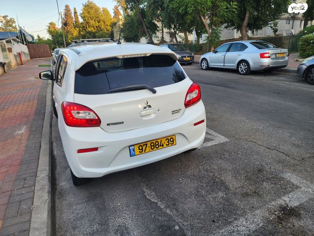 מיצובישי ספייס סטאר