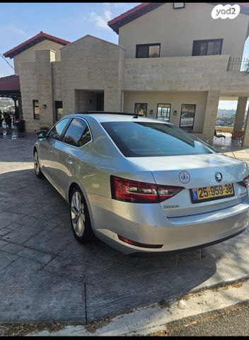 מודעת רכב סקודה סופרב