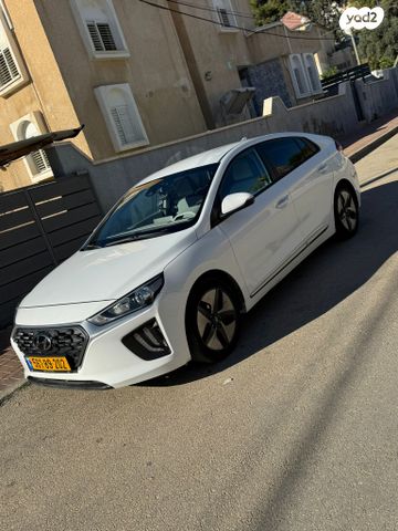 יונדאי איוניק