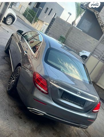 מודעת רכב מרצדס-בנץ E-class