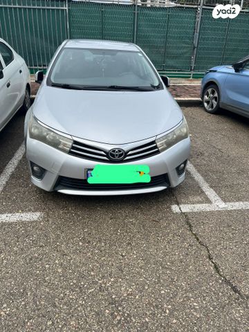 מודעת רכב טויוטה קורולה