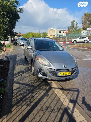 מודעת רכב מאזדה 3
