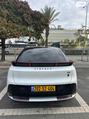 מודעת רכב לינק אנד קו 02