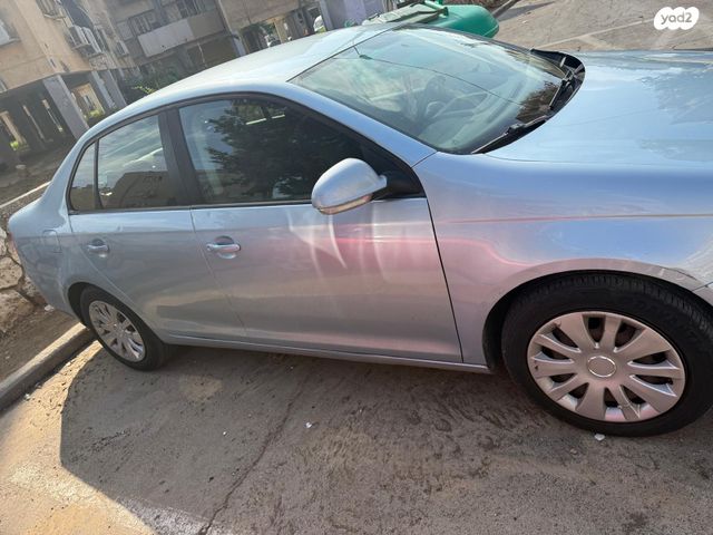 מודעת רכב פולקסווגן ג'טה 